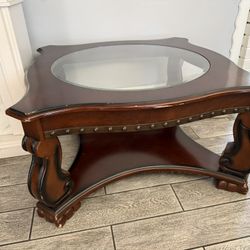 Center Table Free 