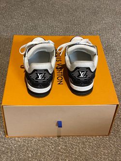Louis Vuitton size US 8