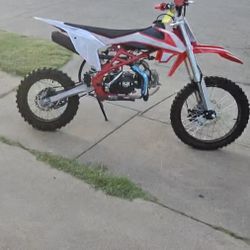 125cc Dirt Bike 