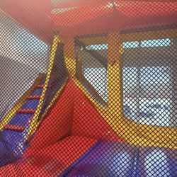 Bounce House 4 X1