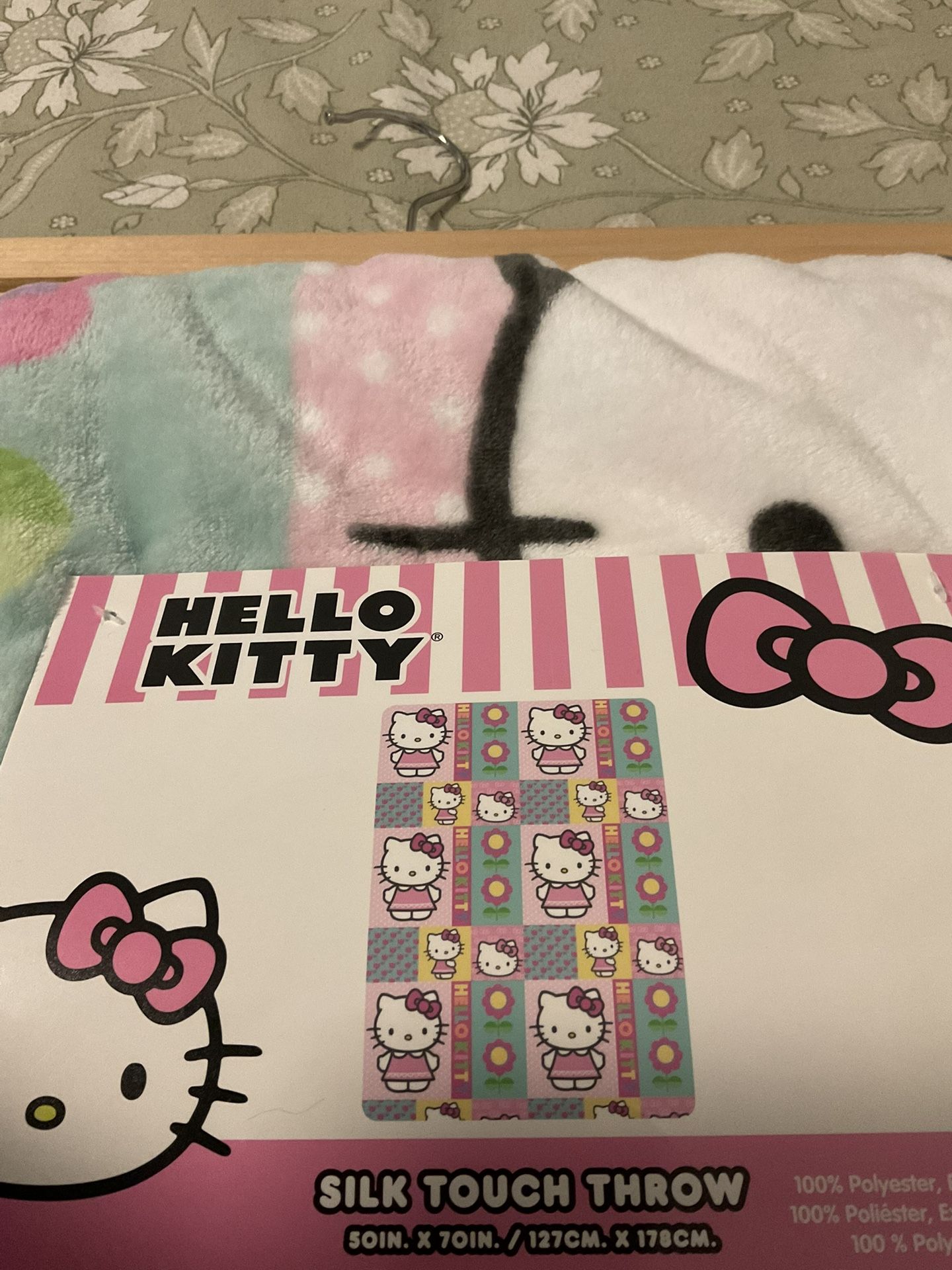 Hello Kitty Blanket 