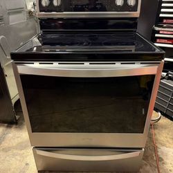 Whirlpool electric stove 30”