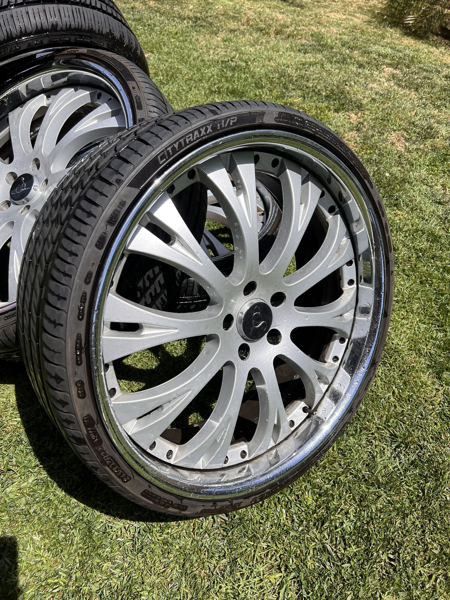 22 In Wheels