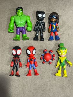 Marvel Figures Spidey & friends Hulk Spider-Man Black Panther Electro lot 4”