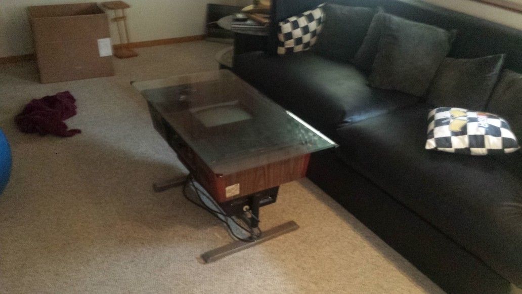 Space Invaders cocktail table