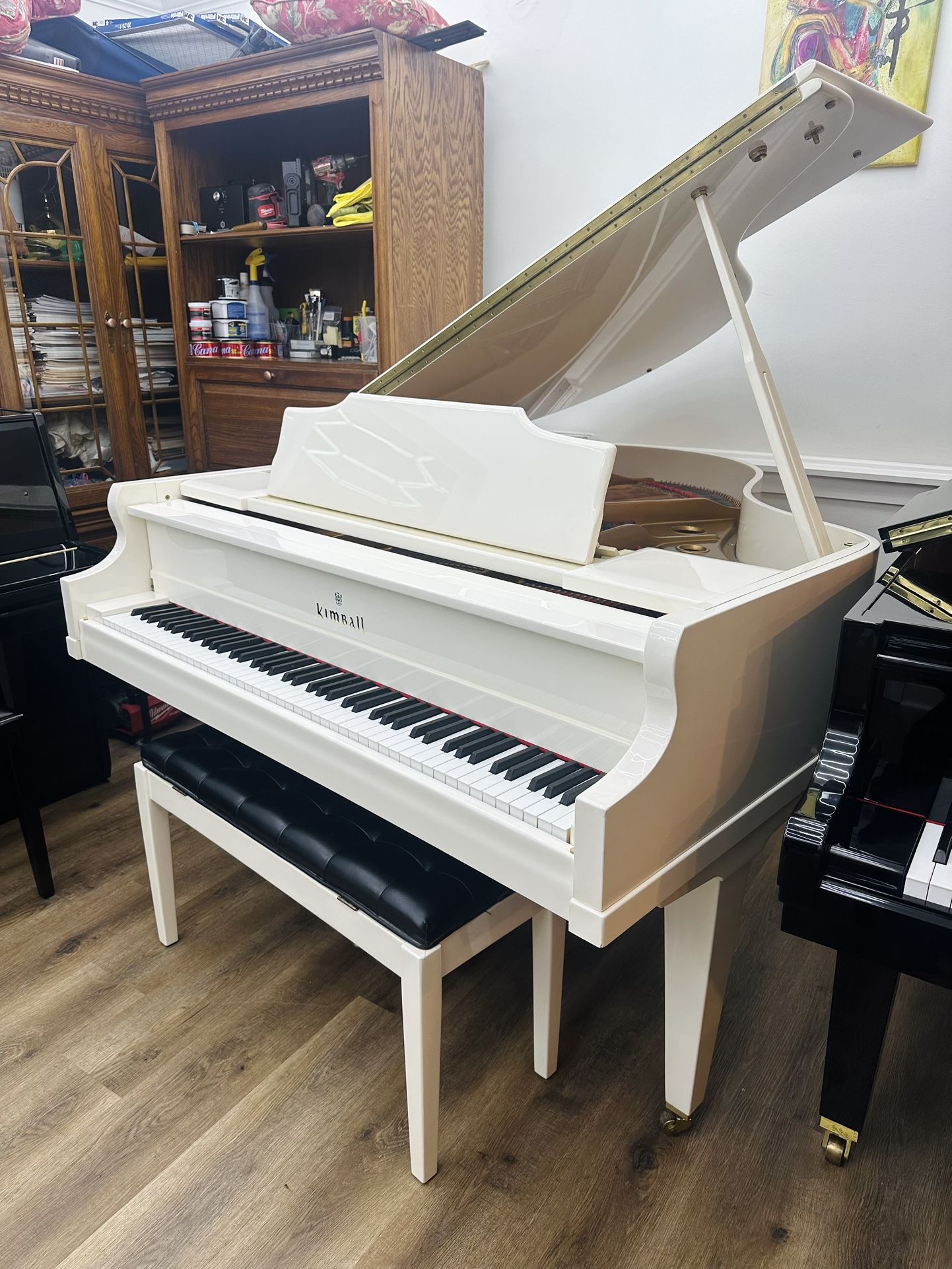 Kimball White Gloss Baby Grand Piano-2000$