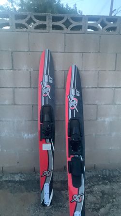 Used skis 67 inches