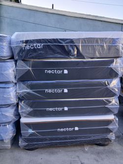 Nectar mattress 

Nectar Mattress.  Nectar Premier Cooper 14" Queen Size   Medium Firm Gel Memory Foam Mattress 

Brand new Mattress 

Delivery Availa