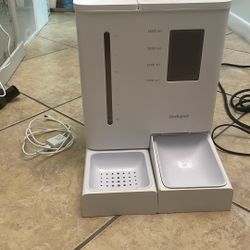 Bluetooth Pet Feeder