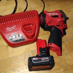 Milwaukee 3/8" Impact Wrench With Charger And (1)4ah Battery 