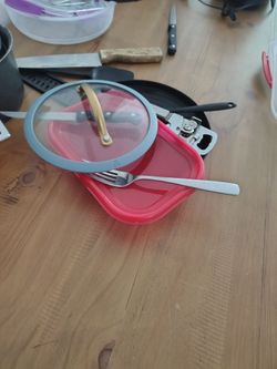 Homeless disabled gentleman just got out of homeless shelter to my own room due to bad divorce looking for a few cooking utensils