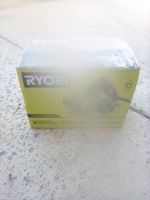 Ryobi 4" Handheld Tile Saw