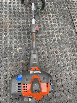 New never used Husqvarna 19.3 inch weed trimmer straight shaft