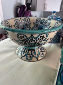 Bowl, vase, container, oil holder