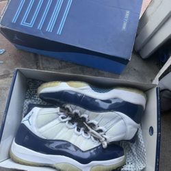Size 11.5M - Jordan 11 Win Like 82 