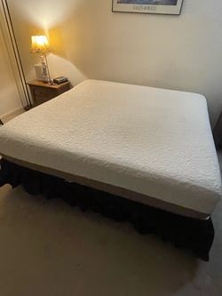 King size- Serta I comfort Memmory Foam
