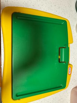2-in-1 Little Tikes Portable LEGO Art Desk