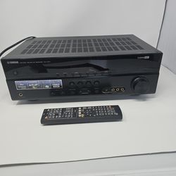 Yamaha RX-V371 Natural Sound AV Receiver With Remote