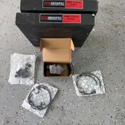 2019 - 2025 Range Rover Evoque Rear Brake Rotors & Pads 