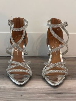 New Jessica Simpson Wylanne Women’s Size 6M Silver Rhinestones Strap Heels