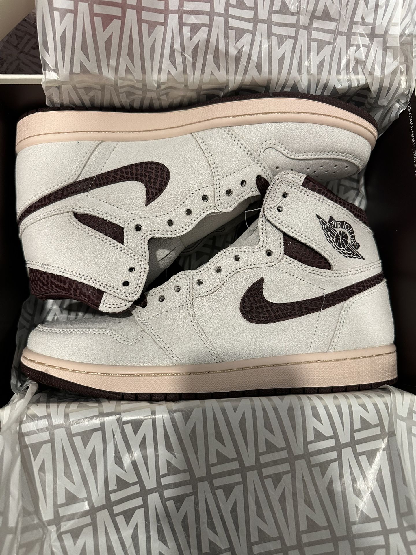 Nike Air Jordan 1 Retro OG ‘ A Ma Maniere’ Size 9.5 Brand New!