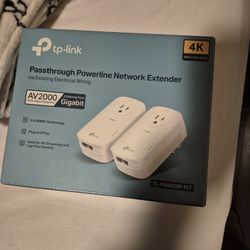 TP-Link AV2000 TL‑PA9020P KIT Powerline Starter – Open Box, Box Wear – 2‑Port