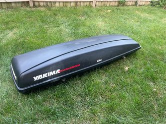 Yakima rocket box cargo carrier