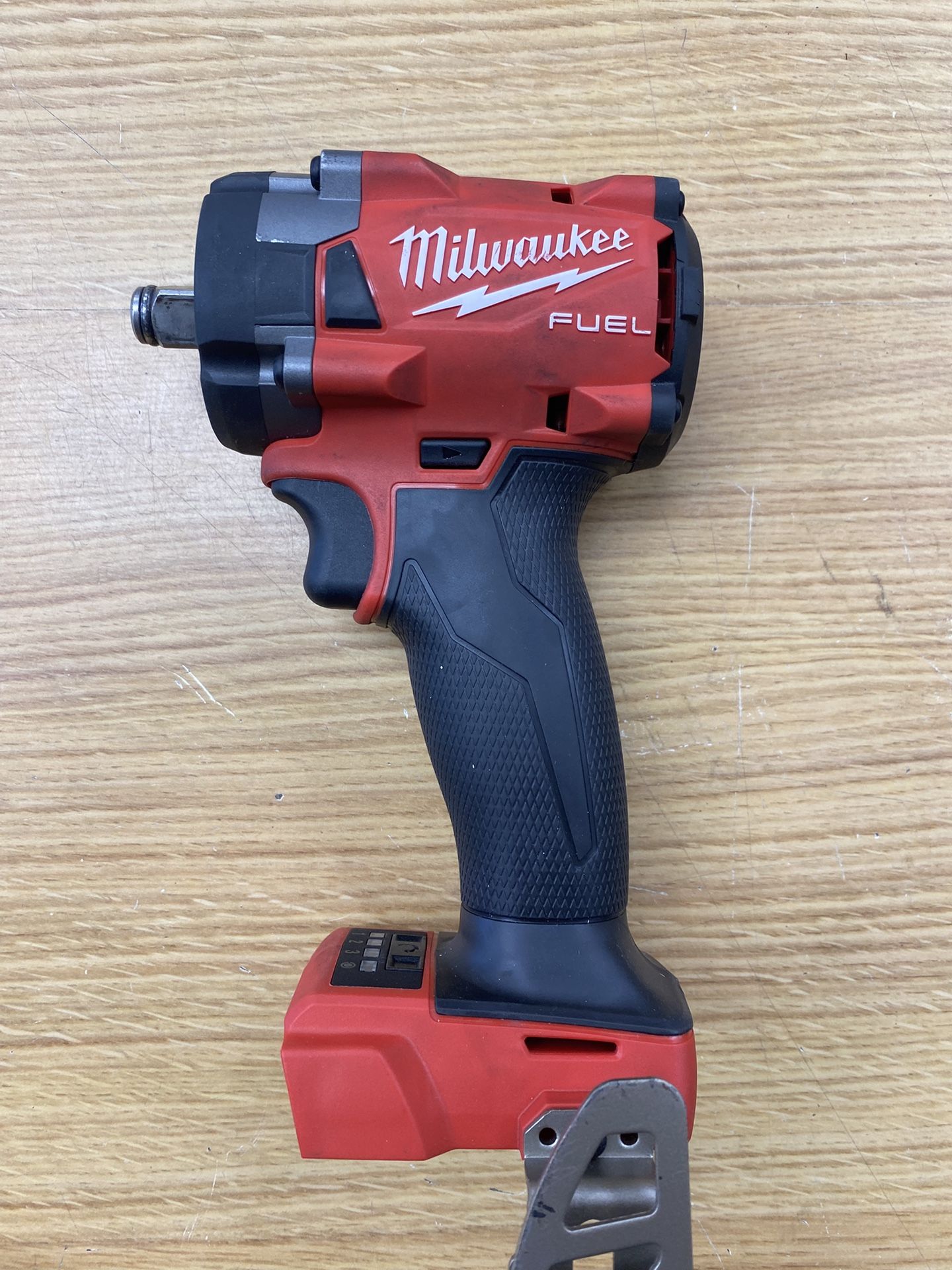 Milwaukee 2855-20 M18 FUEL 1/2" Compact Impact Wrench w/ Friction Ring – EXC