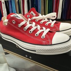 Converse Chuck Taylor Low Top