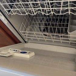 Dishwasher 