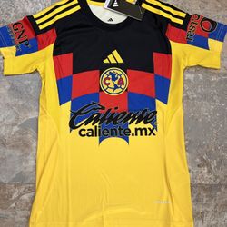 America women jersey size 2XL to small ⚽️