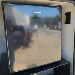 Brand New Hotpoint HME02GGMBB 1.7 CU. FT.  Compact Refrigerator