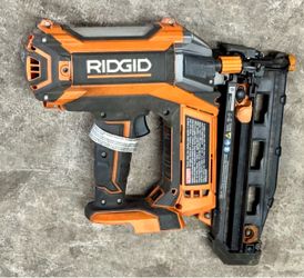 RIDGID 18V Brushless Cordless HYPERDRIVE 16-Gauge 2-1/2 in. Straight Finish Nailer