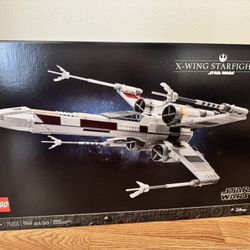 LEGO Star Wars UCS X-Wing 75355