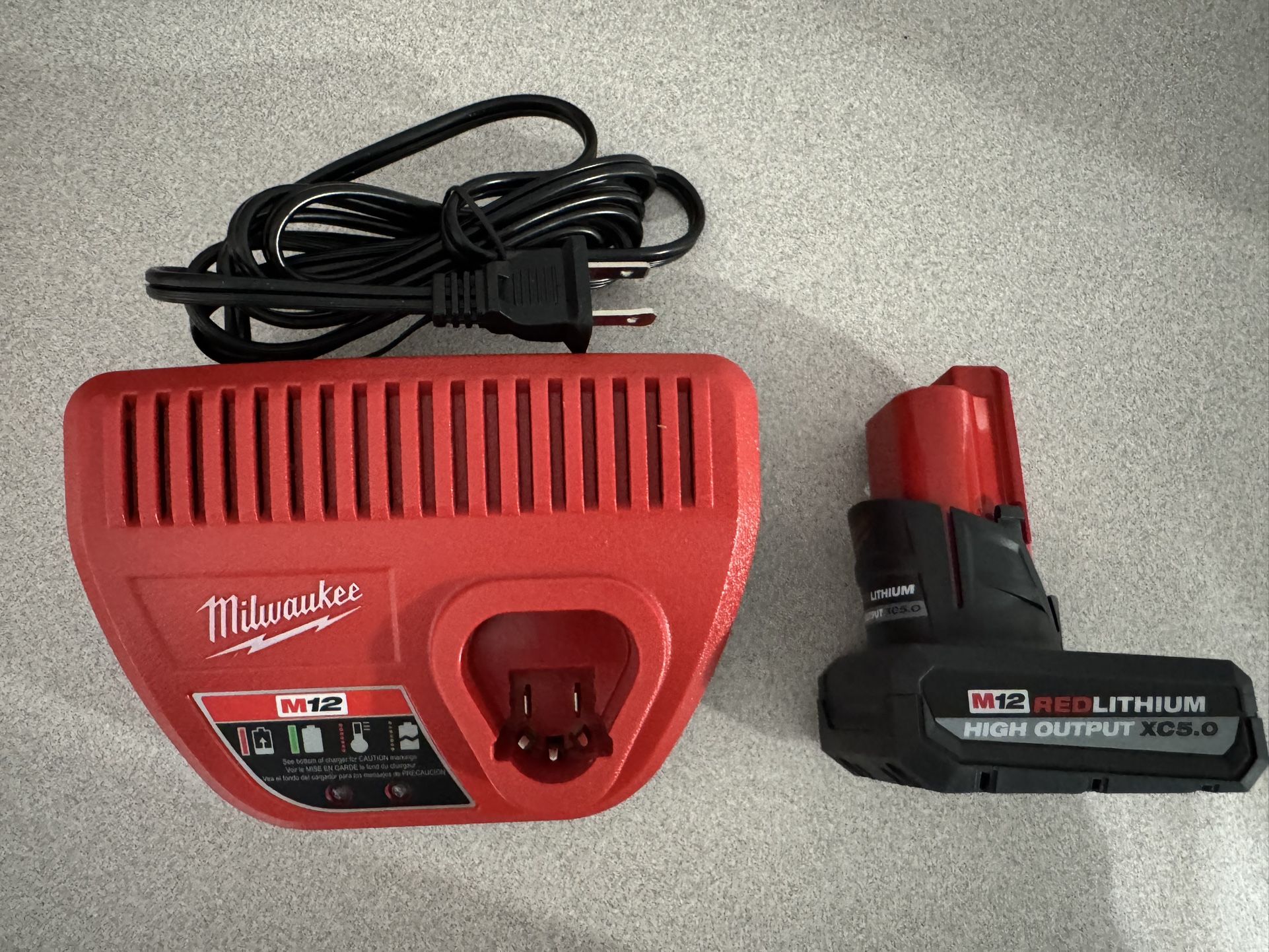 New Charger And Battery Miwaulkee M12 High Power Battery