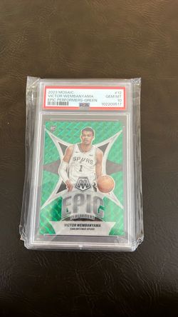 Wemby Rookie!!! Green Mosaic !!! PSA 10!!!