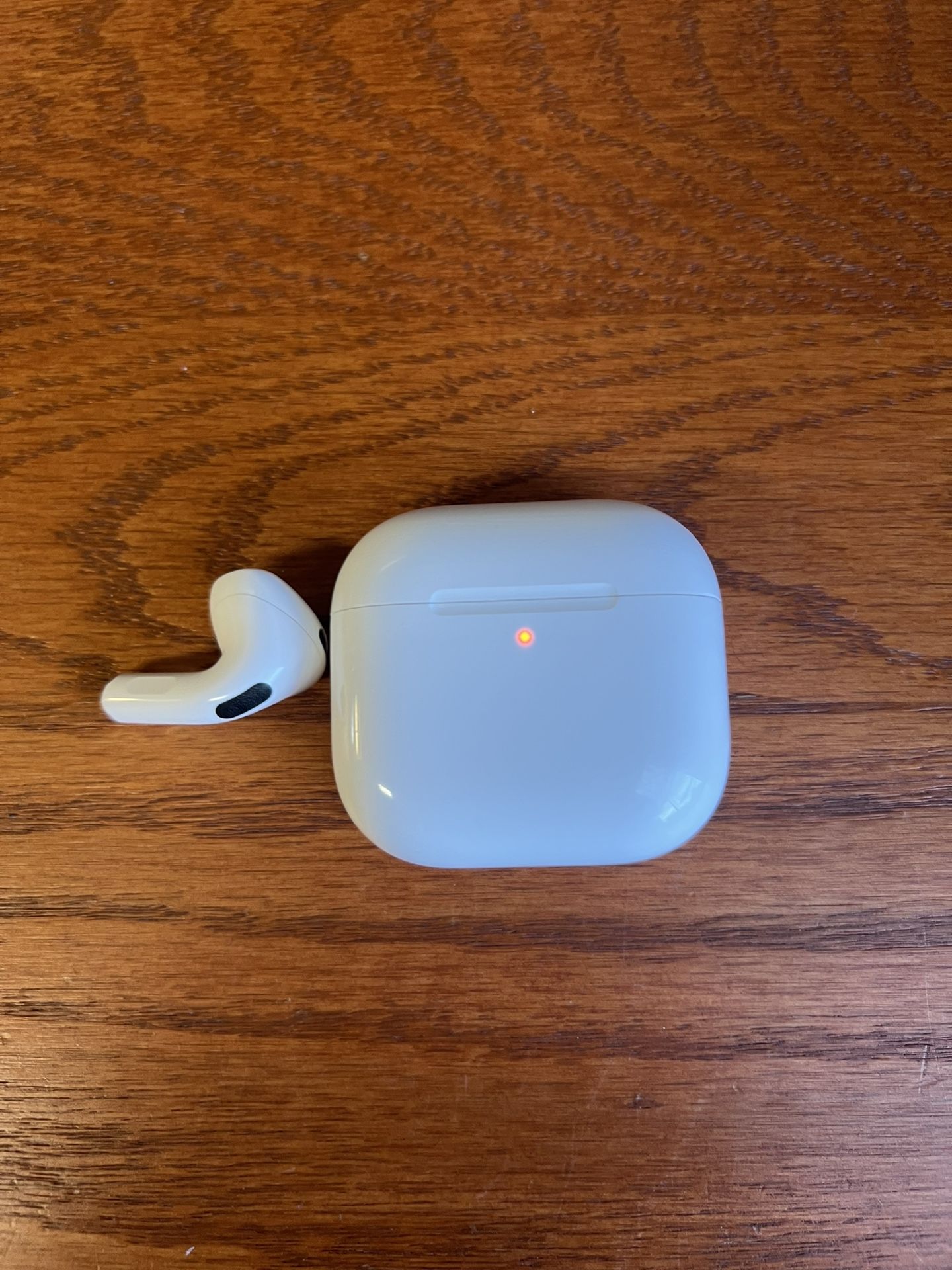 AirPod 4