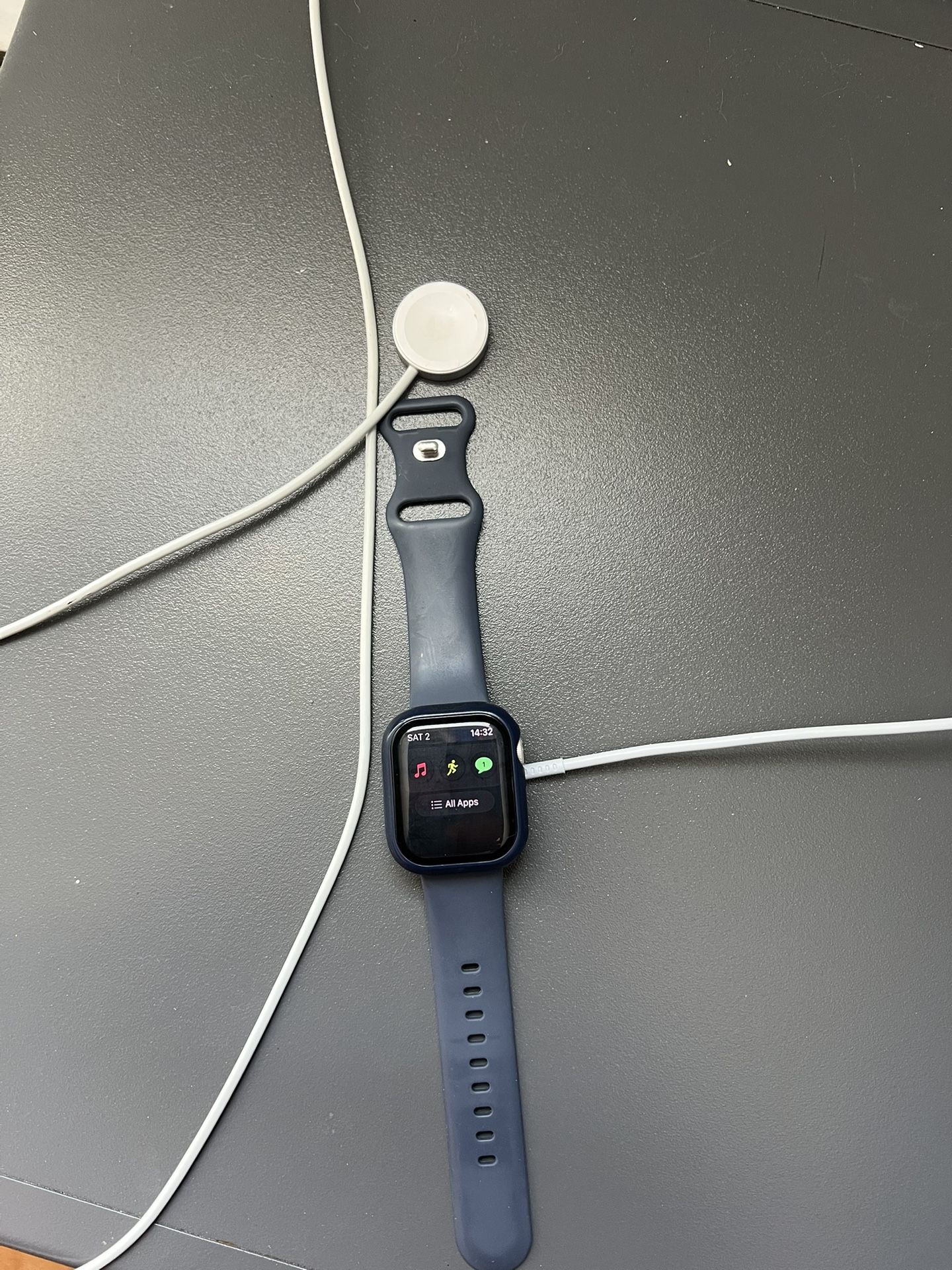 Apple Watch Series 8