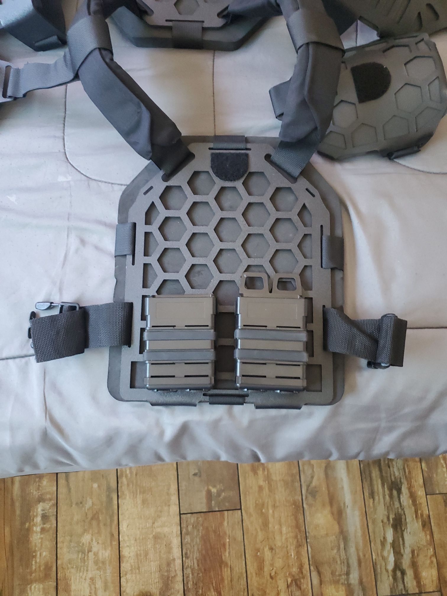 Sci fi Plate Carrier Sports & Outdoors
