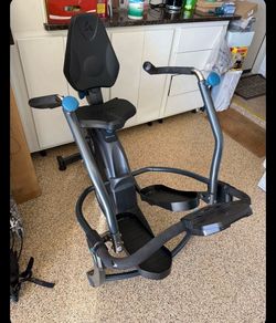 Teeter LT1 Cross Trainer Seated Elliptical