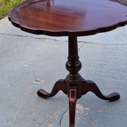 Vintage Mahogany pie crust table