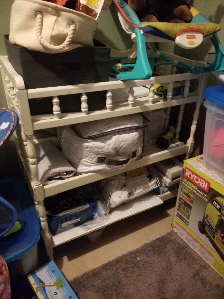 Diaper change table with matress