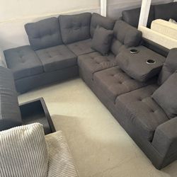 NEW BLACK SECTIONAL & OTTOMAN 