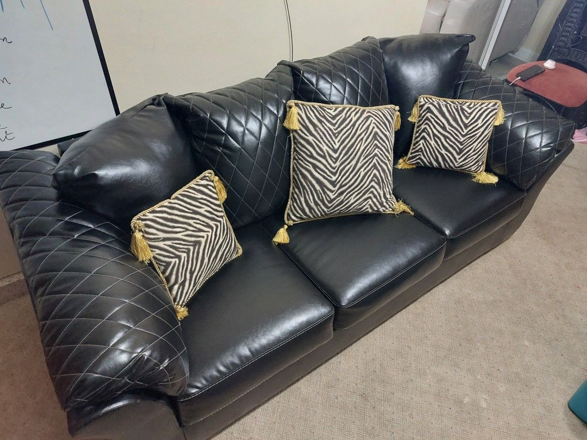 Ashley 3 Seaters Black Leather Couch With Stiches