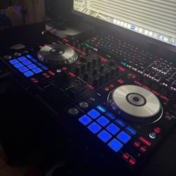 Pioneer DDJ-SR Controller/ DJ DECKS