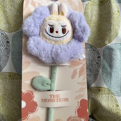 Popland Exclusive Flower Labubu