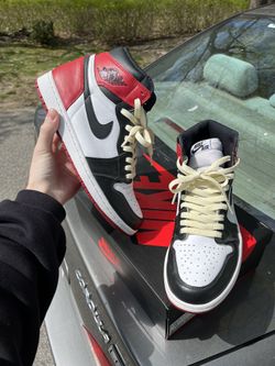Jordan 1 Black Toe