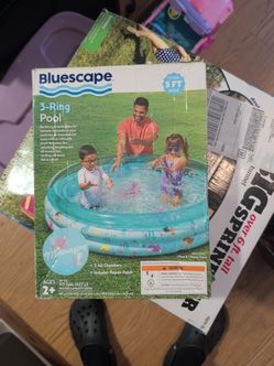 Big sprinkler over 6ft tall and 3 ring pool New
