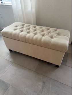 Tufted Storage Bench