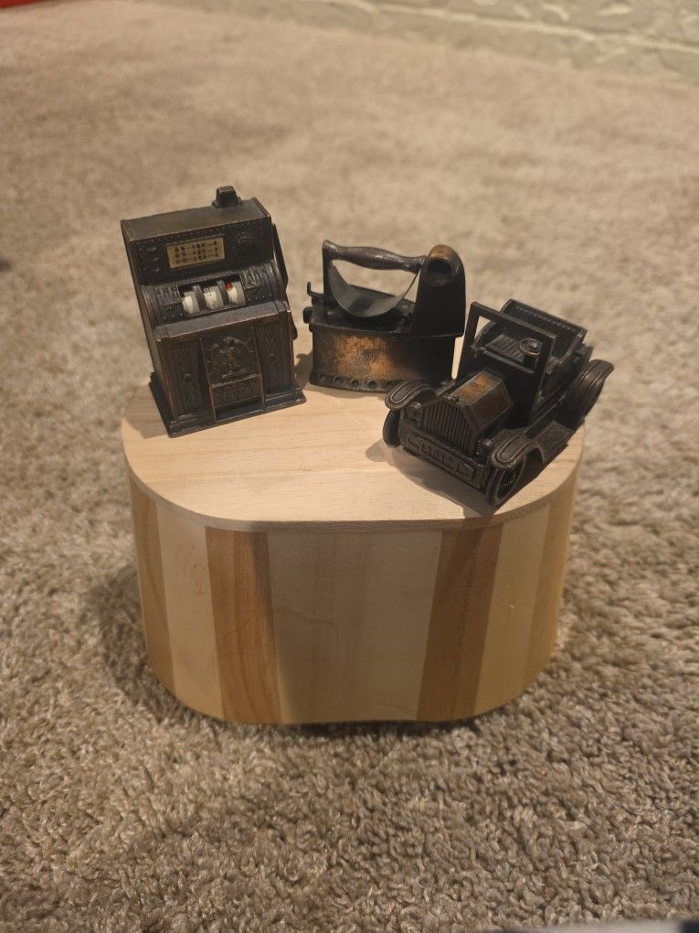 Vintage Antique Pencil Sharpener Set